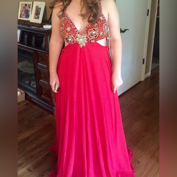 Formal/ Prom Dress - Picture 2 of 4